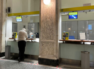 留学中、日本へ荷物を送る